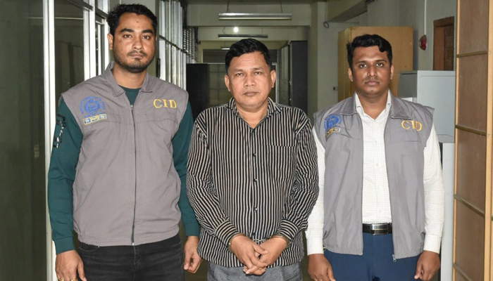 পুলিশ কর্মকর্তা পরিচয়ে পুলিশের সঙ্গেই প্রতারণা