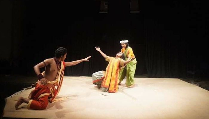 যাত্রাপালার ঢংয়ে এলো রবীন্দ্রনাথের ‘বিসর্জন’