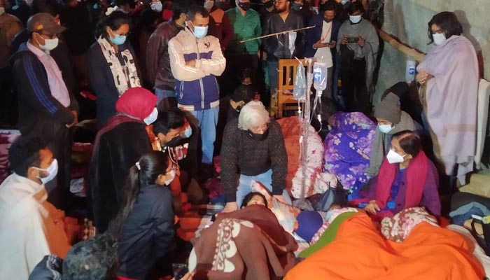 আন্দোলনকারীদের অর্থ দিয়ে জাফর ইকবাল বললেন, ‘আমাকেও অ্যারেস্ট করুক’