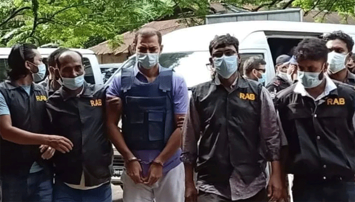 'বিচ্ছিন্ন' ঘটনা ভুলতে চান অনেকেই 'বিচ্ছিন্ন' ঘটনা ভুলতে চান অনেকেই