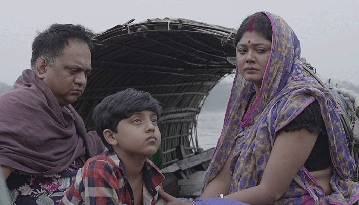 জনপ্রিয় হওয়ায় পরিবারসহ মীর সাব্বিরকে গ্রামছাড়া হতে হয়
