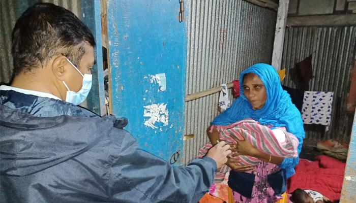 বেচে দেওয়া নবজাতক ফিরে এলো মায়ের বুকে