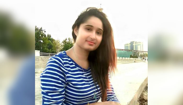 আজারবাইজানে খুন পুঠিয়ার রিয়া
