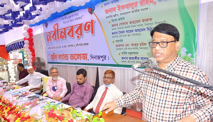 তথ্য-প্রযুক্তি ব্যবহার করে জনগণকে ১১১ সেবা দিচ্ছে সরকার: ইকবালুর রহিম