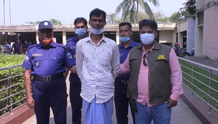 শারীরিক প্রতিবন্ধী নারীর বস্তাবন্দি লাশ উদ্ধার, গ্রেপ্তার ১
