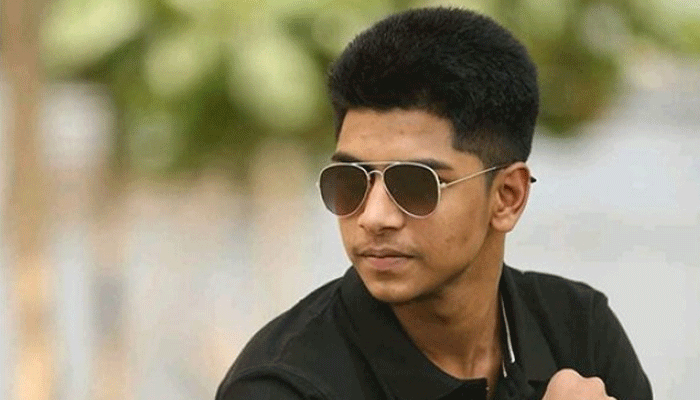 ট্রেনের ছাদে ভ্রমণ, হার্ডিঞ্জ ব্রিজে ধাক্কা লেগে ঢাবি শিক্ষার্থীর মৃত্যু