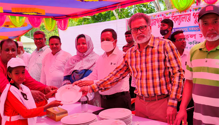 চরসুলতানপুর উচ্চ বিদ্যালয়ে ক্রীড়া প্রতিযোগিতা অনুষ্ঠিত