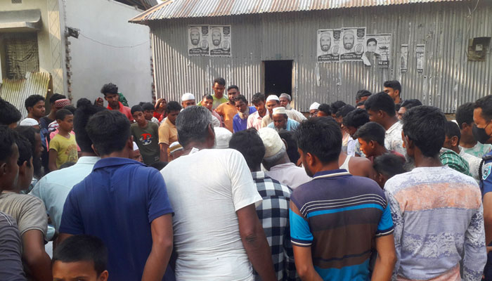 নামাজ পড়া হলো না মোহাম্মদ আলীর