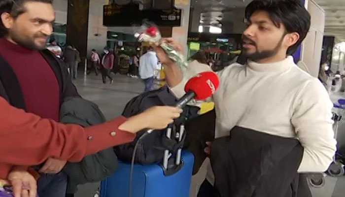 ইউক্রেন থেকে ফিরে ক্ষোভ ঝাড়লেন ভারতীয় শিক্ষার্থী