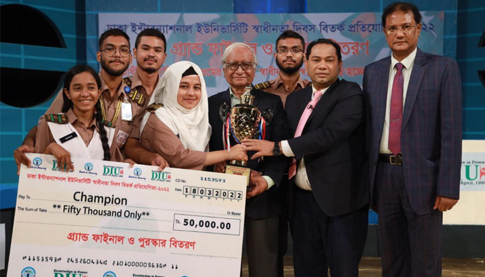 এবারের সাহিত্যে স্বাধীনতা পদক জাতির জন্য অসম্মানজনক: সিরাজুল ইসলাম চৌধুরী