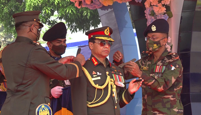 ভবিষ্যৎ যুদ্ধক্ষেত্র নিয়ন্ত্রণ করবে সাইবারস্পেস: সেনাপ্রধান শফিউদ্দিন