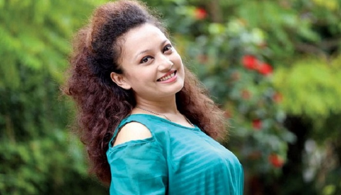 আমায় নিয়ে চল...