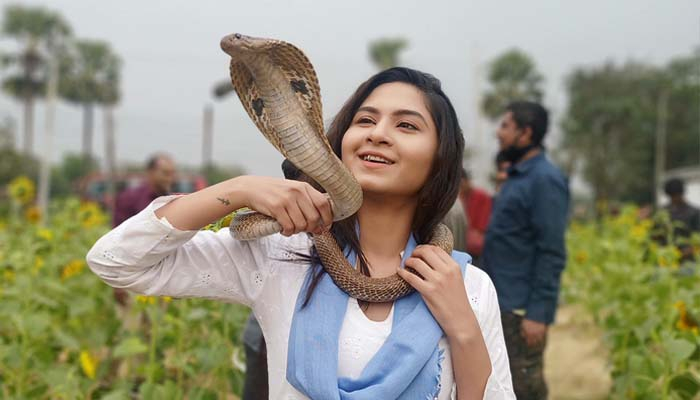 সাপকে আমি খুব একটা ভয় পাই না: স্পর্শিয়া