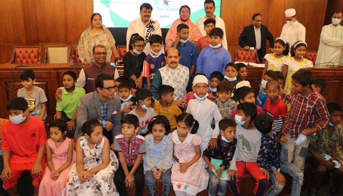 ১৪ হাজার শিশুকে ঈদ পোশাক দেবে ডিএনসিসি ও দারাজ ১৪ হাজার শিশুকে ঈদ পোশাক দেবে ডিএনসিসি ও দারাজ