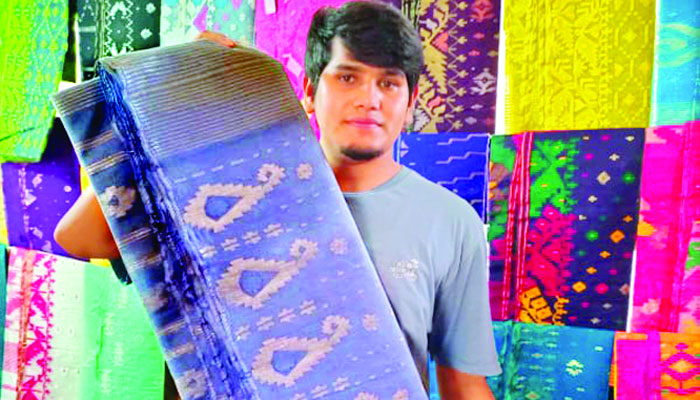 জামদানি: বাড়ছে চাহিদা, কমছে কারিগর জামদানি: বাড়ছে চাহিদা, কমছে কারিগর