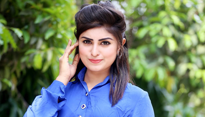 সংখ্যায় কম হলেও নিয়মিত নাটক করবেন শখ