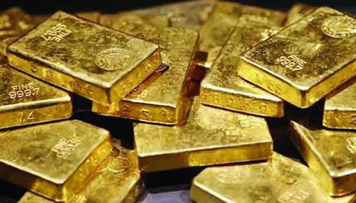 শৌচাগারের ঝুড়িতে মিললো ৪৬ স্বর্ণবার