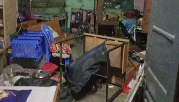 সলিমুল্লাহ মেডিকেলের ছাত্রাবাসে ব্যাপক ভাংচুর চালাল ছাত্রলীগ
