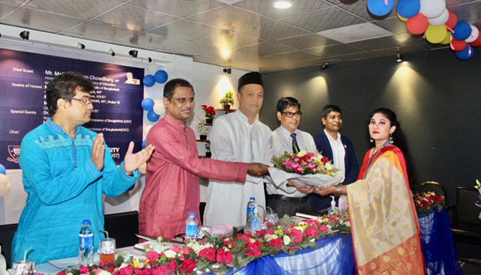 অতীশ দীপঙ্কর ইউনিভার্সিটিতে নবীন বরণ ও সাংস্কৃতিক সন্ধ্যা