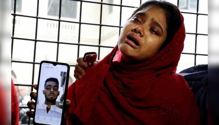 ‘আমরা গরিব বইলা কেউ বিচারের কথা কয় না’