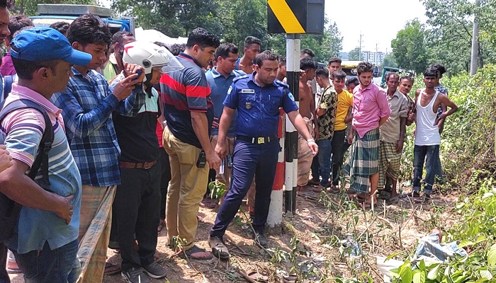 চালককে হত্যা করে ইজিবাইক ছিনতাই