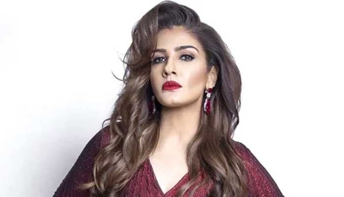 বলিউডের নির্মাতা-শিল্পীদের দিকে অভিযোগের তীর ছুড়েছেন রাভিনা