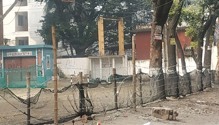 ঈদ জামাতের জন্য প্রস্তুত তেঁতুলতলা মাঠ