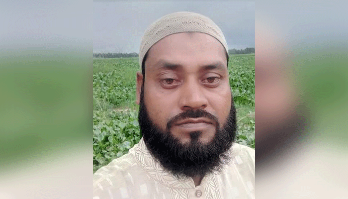ট্রাক্টরের ধাক্কায় মোটরসাইকেল আরোহী স্কুলশিক্ষক নিহত ট্রাক্টরের ধাক্কায় মোটরসাইকেল আরোহী স্কুলশিক্ষক নিহত