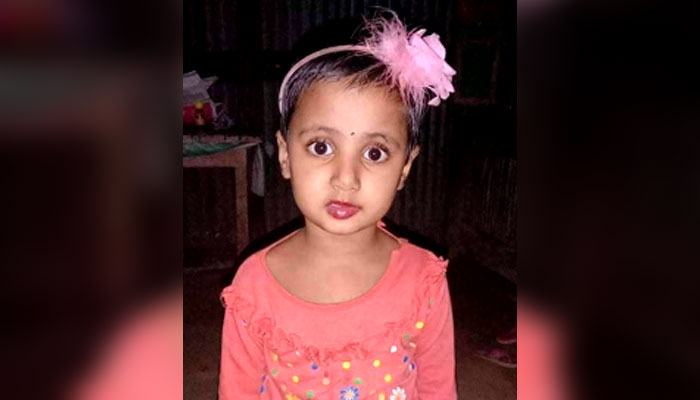 ভাইয়ের ঈদ উপহার পায়ে দেয়া হলো না মিথিলার ভাইয়ের ঈদ উপহার পায়ে দেয়া হলো না মিথিলার