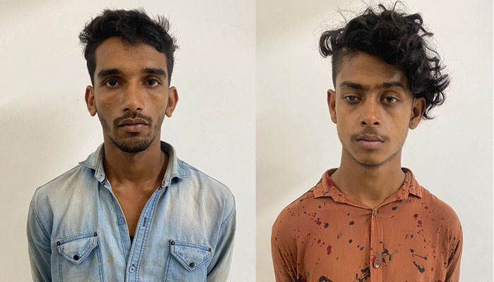 চলন্ত বাসে পোশাককর্মীকে ধর্ষণচেষ্টা, চালক-সহকারী গ্রেপ্তার