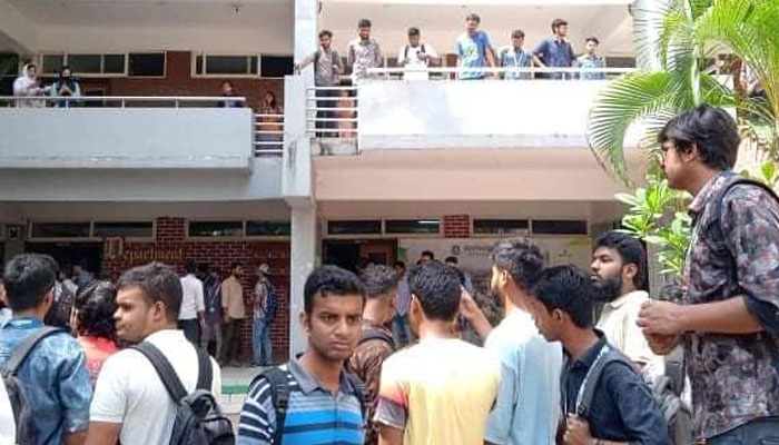 ড্যাফোডিল বিশ্ববিদ্যালয়ের ভবন থেকে পড়ে শিক্ষার্থীর মৃত্যু