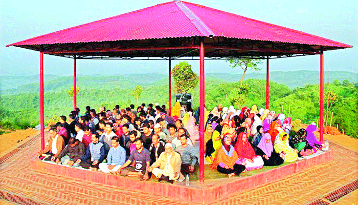 মানসিক চাপ মুক্তিতে ধ্যান