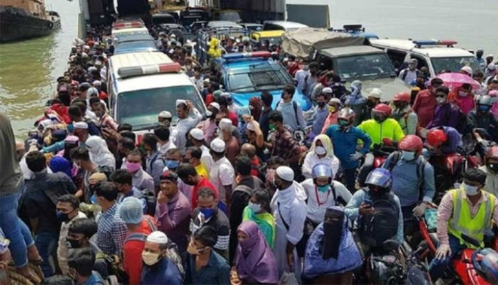 বাংলাবাজার ঘাট থেকে ১৫ ঘণ্টায় ৫৩ হাজার যাত্রী পার