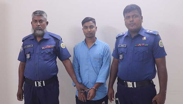 ভাণ্ডারিয়ার অপহৃত স্কুল ছাত্রী ঢাকায় উদ্ধার, অপহরণকারী গ্রেপ্তার