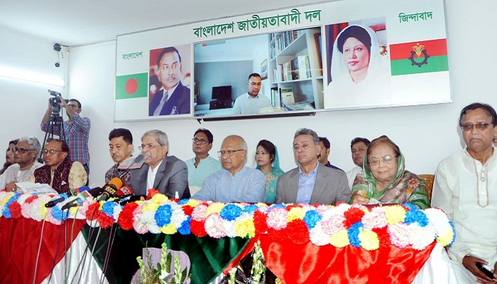 অর্থপাচারের সঙ্গে জড়িতদের তথ্য প্রকাশের দাবি ফখরুলের