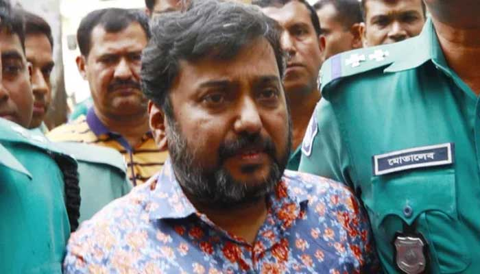 সম্রাটকে কারাগারে পাঠানোর আদেশ