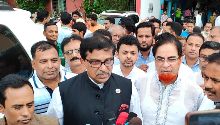 বিএনপি একটি প্রতারক দল: হানিফ বিএনপি একটি প্রতারক দল: হানিফ