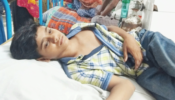 ডোমারে কৃষি কর্মকর্তার বিরুদ্ধে শিক্ষার্থীকে পেটানোর অভিযোগ ডোমারে কৃষি কর্মকর্তার বিরুদ্ধে শিক্ষার্থীকে পেটানোর অভিযোগ