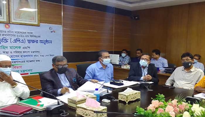 স্বাস্থ্যবিধি না মানলে আইনি ব্যবস্থা: স্বাস্থ্যমন্ত্রী স্বাস্থ্যবিধি না মানলে আইনি ব্যবস্থা: স্বাস্থ্যমন্ত্রী