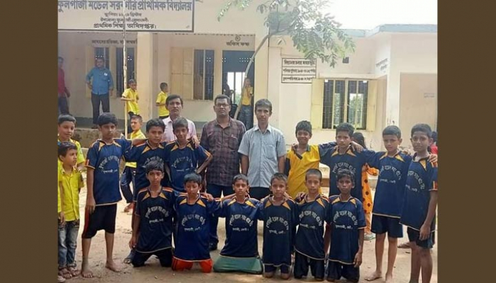 ফুলগাজীতে বঙ্গবন্ধু ও বঙ্গমাতা ফুটবল টুর্নামেন্টের ফাইনাল
