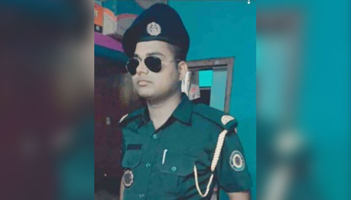 কুষ্টিয়ায় স্ত্রীকে হত্যাচেষ্টার অভিযোগ কারারক্ষীর বিরুদ্ধে