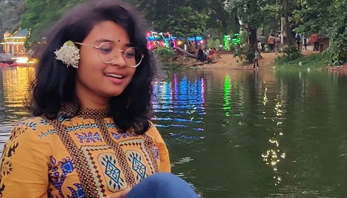 আদাবরে বহুতল ভবন থেকে পড়ে ঢাবি ছাত্রীর মৃত্যু