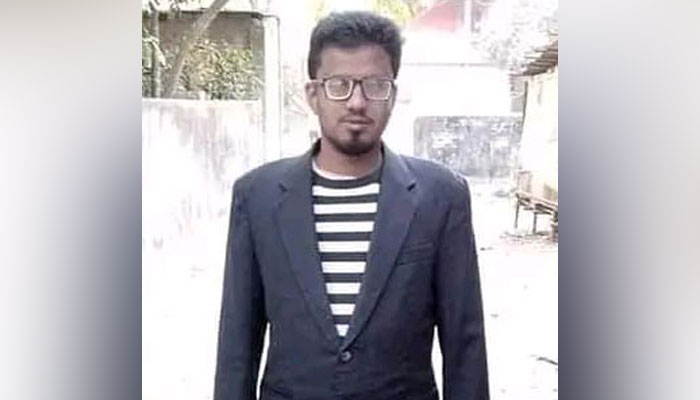 ‘মাদক ব্যবসার জেরে’ দিনাজপুরে যু্বলীগ নেতাকে কুপিয়ে হত্যা