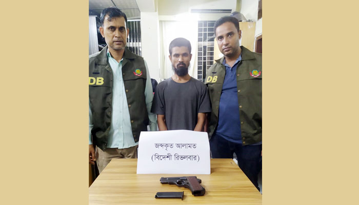 সিএনজি চালকবেশী সেই ডাকাতসর্দার গ্রেপ্তার