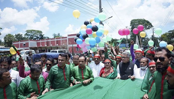 বিএনপি সাম্প্রদায়িক অপশক্তির মূল হোতা: আফজাল হোসেন বিএনপি সাম্প্রদায়িক অপশক্তির মূল হোতা: আফজাল হোসেন