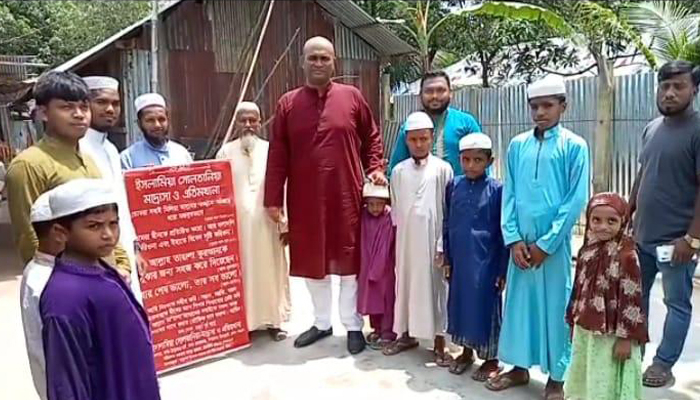 এতিমখানা উন্নয়নে অনুদান দিলেন কেন্দ্রীয় যুবলীগ নেতা এলিট