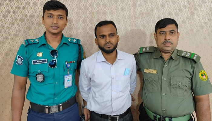 প্রক্সি দিয়ে লিখিত পরীক্ষায় পাস, মৌখিকে এসে ধরা