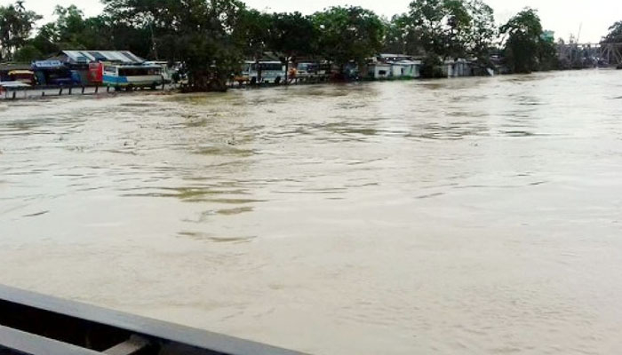 ফুটবল খেলা শেষে নদীতে নেমে ২ কিশোরের মৃত্যু