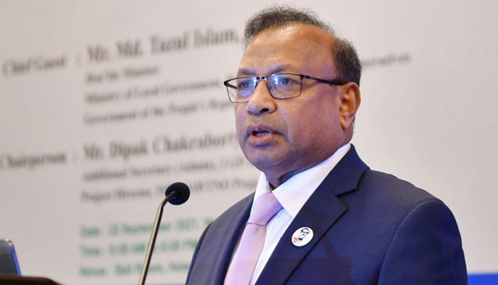 পাইকারি ও খুচরা কাঁচাবাজার এক জায়গায় নয়: স্থানীয় সরকারমন্ত্রী