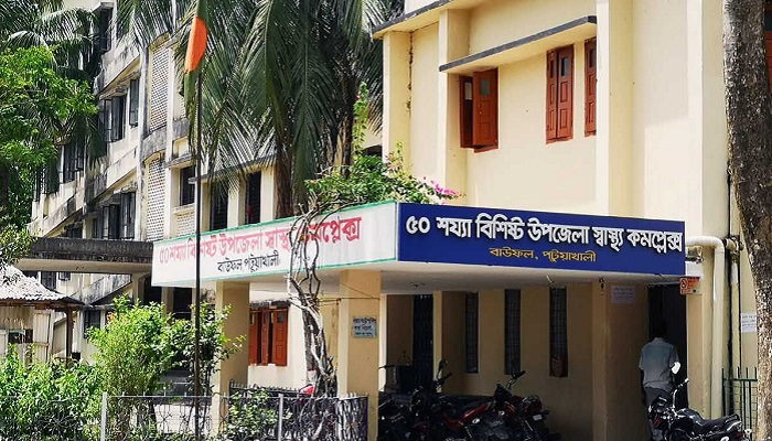 ভাইকে রক্ষা করতে গিয়ে কাটলো বোনের হাতের কব্জি